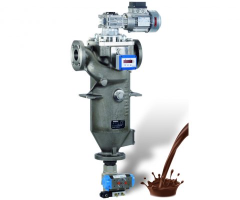 Self cleaning filters for chocolate